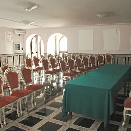 President Hotel
