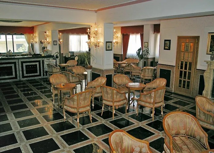 Hotel President